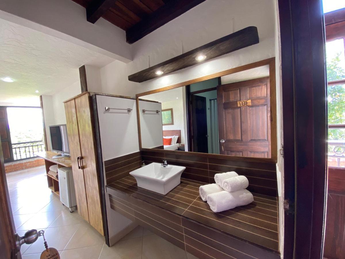 Finca Hotel La Esperanza Montenegro Εξωτερικό φωτογραφία